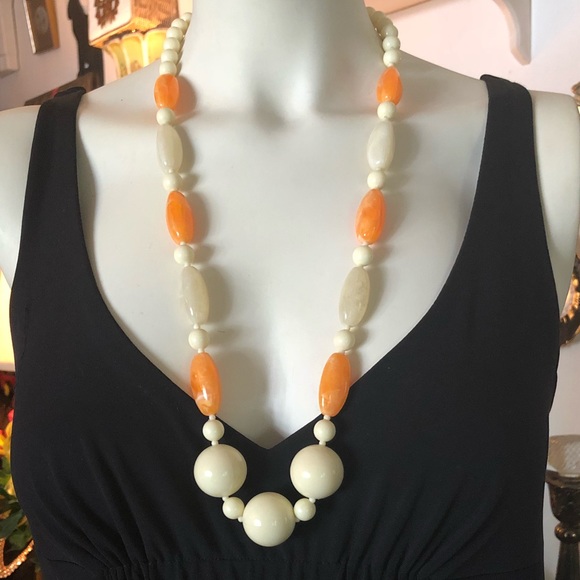 Vintage Jewelry - Mod Orange & Cream Beaded Necklace